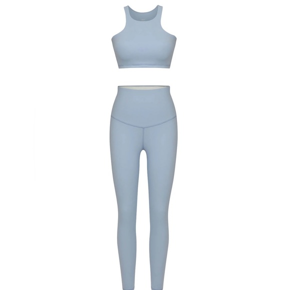 Emma Lou Nixie Set - Picture 1 of 4